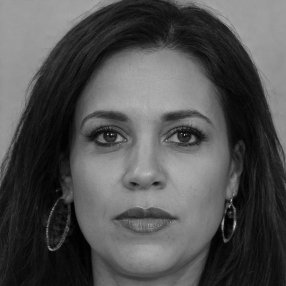 Teodora Văduva - Director Financiar Principal Quenasanivo